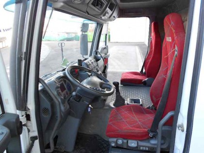 IVECO INTERIOR STRALIS TRAKKER CURSOR CORTA MANUAL E3